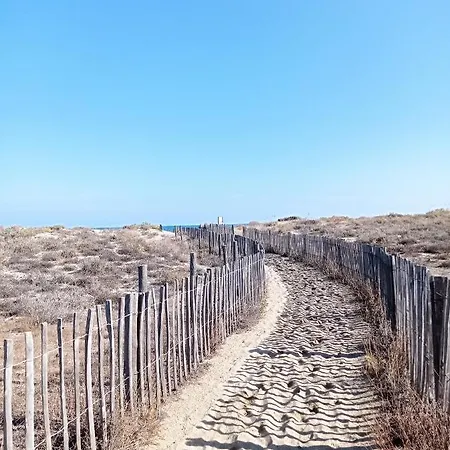 3 Pieces Front De Lejlighed *